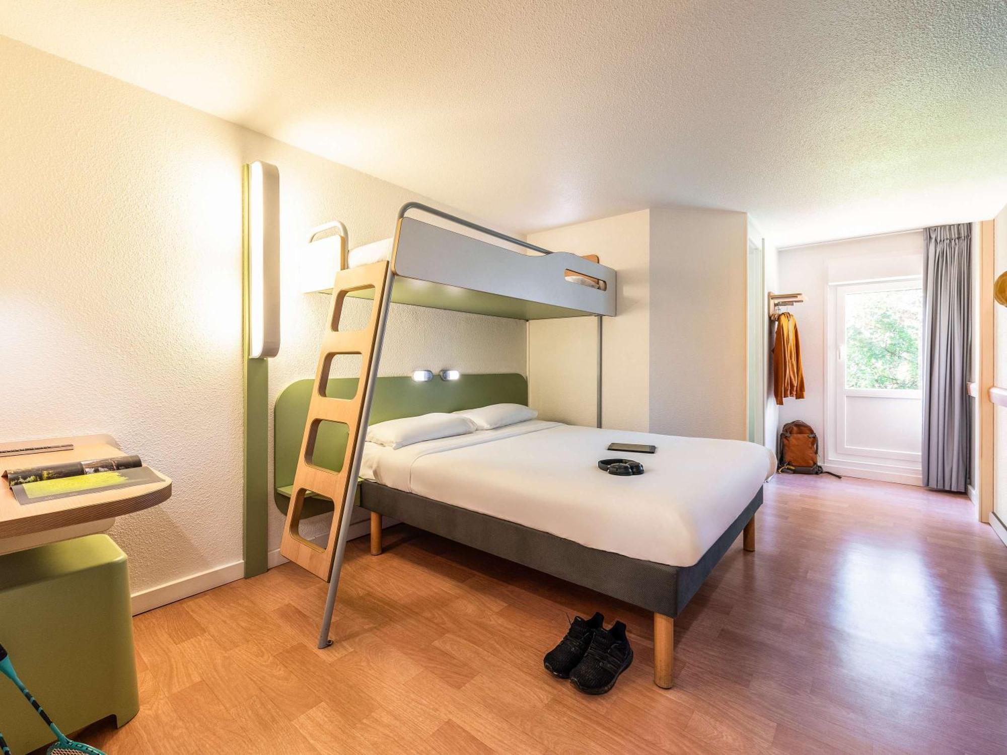 Ibis Budget Villefranche Limas Zewnętrze zdjęcie
