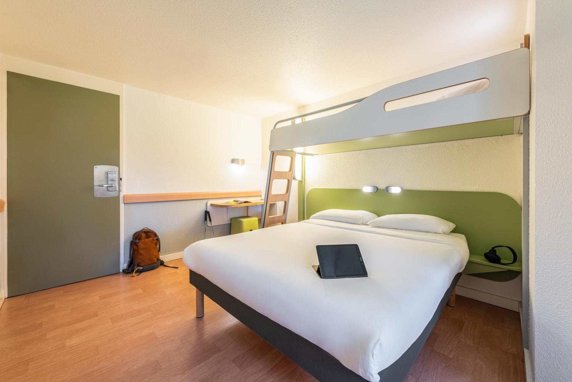 Ibis Budget Villefranche Limas Zewnętrze zdjęcie