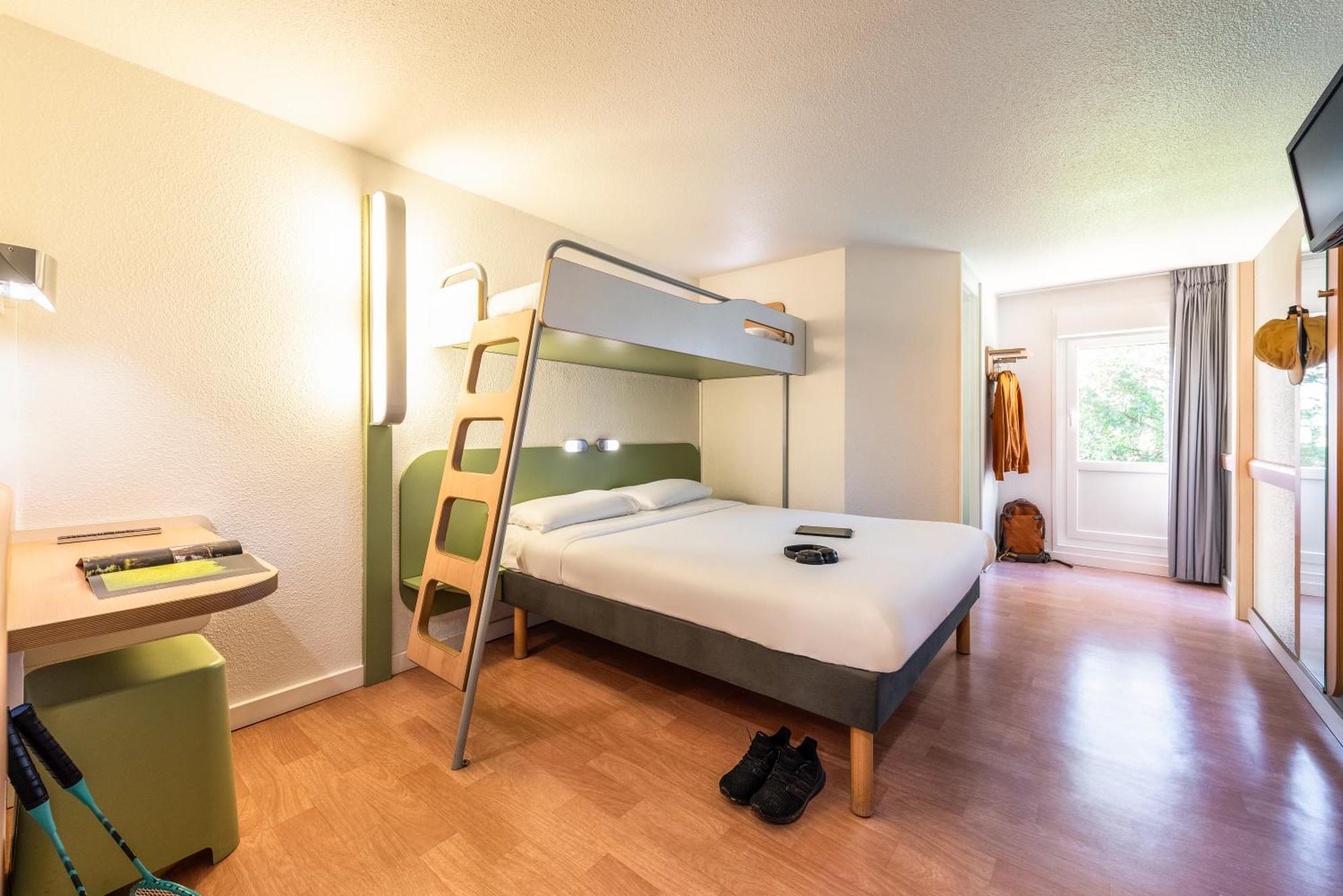 Ibis Budget Villefranche Limas Zewnętrze zdjęcie